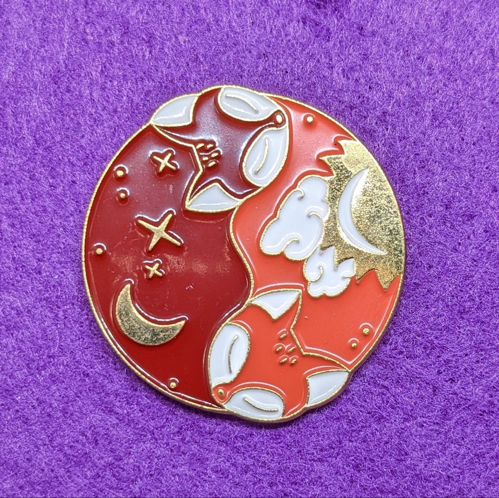 Sleeping Foxes Pin - Night Sky